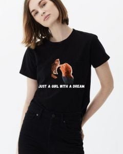 Girl-with-a-dream-t-shirt