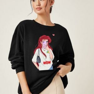 girl-looking-lik- a-wow-t-shirt